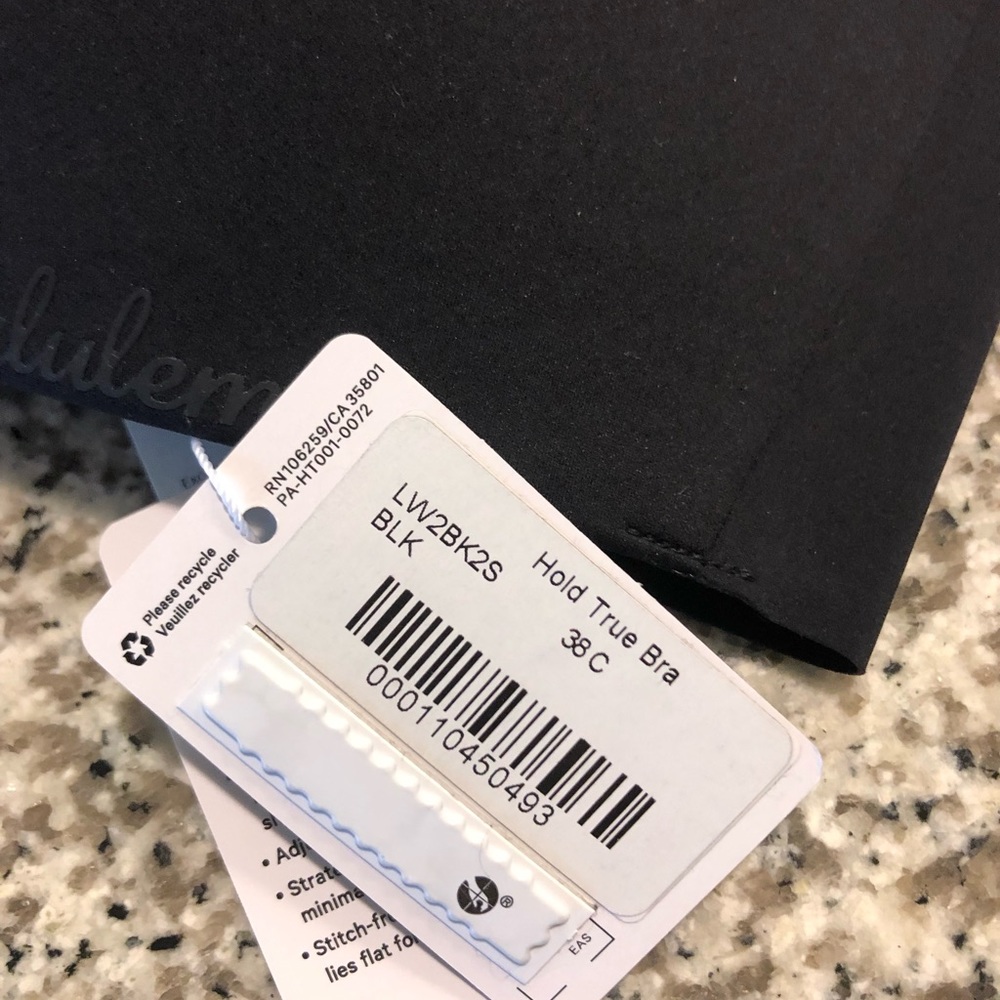 Lululemon sports bras